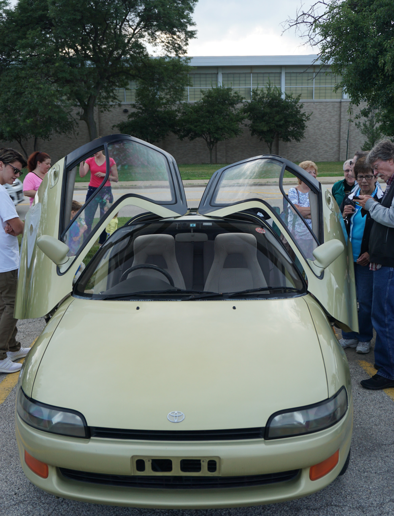 Illustration for article titled What I Really Did This Summer: Monday Night Car Shows